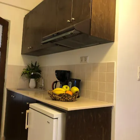 Oleander Apartment *